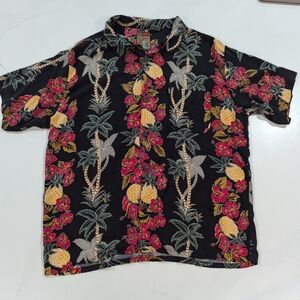Pineapple‎ Connection Mens M Button Down All Over Print Floral Hawaiian Shirt